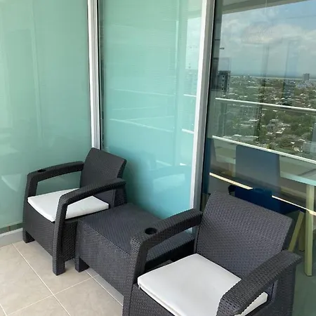 Se Renta Hermoso Apto Por Meses Estrenar En La Zona Norte A Poco Mts De La Playa Y A 5 Minutos Del Aeropuerto Y Centro Historico Apartamento